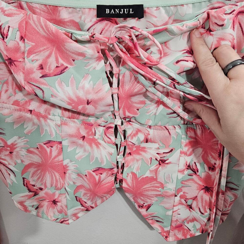 Floral Pink Puff Long Flare Sleeve Self Tie Front Crop Corset Top. Size Large - Picture 10 of 10